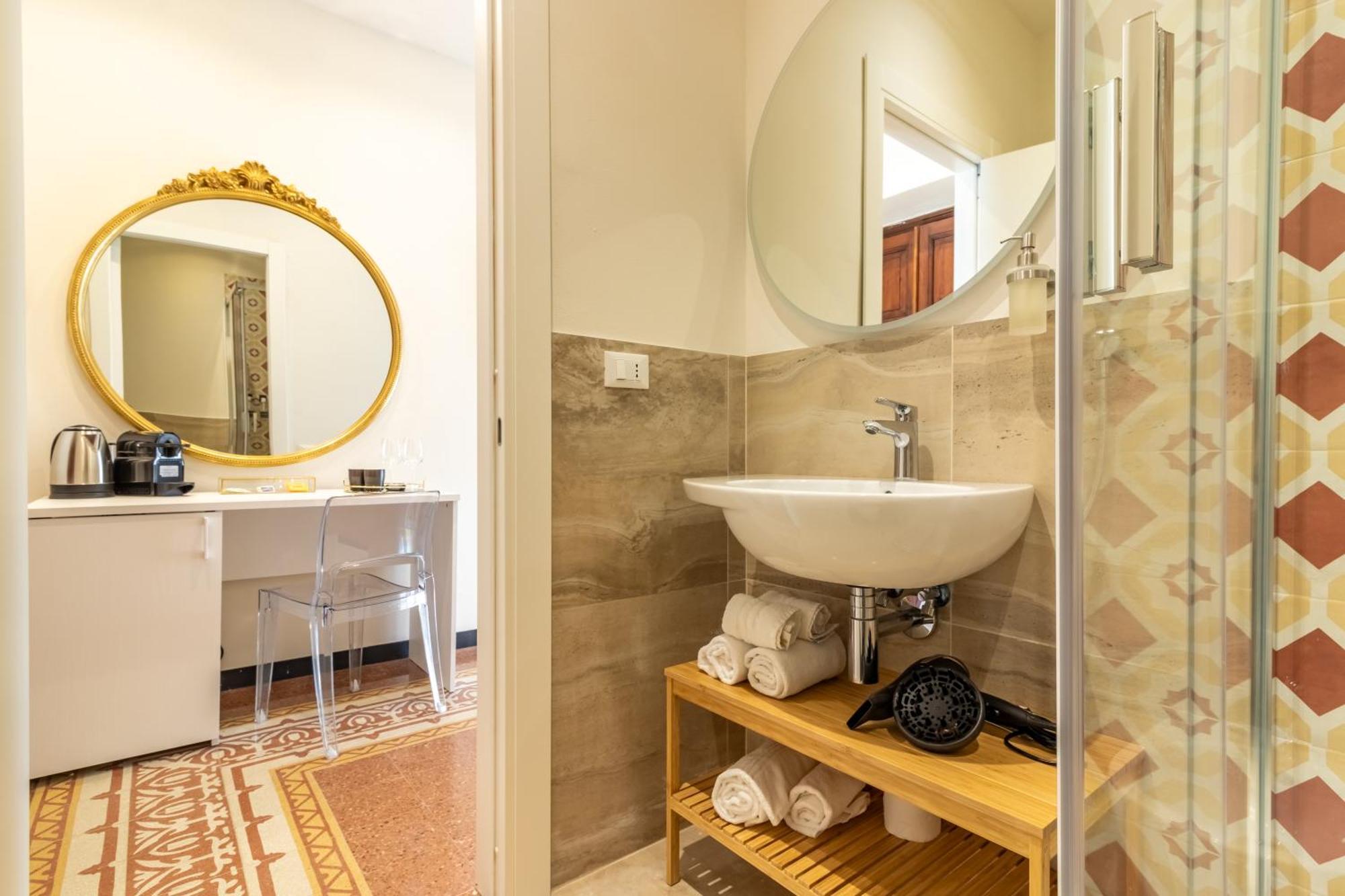 לה ספציה Oldoini Luxury Apartment And Suites מראה חיצוני תמונה